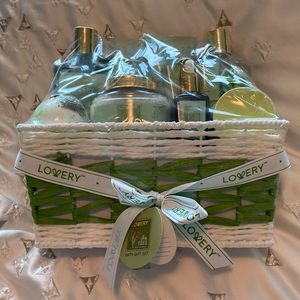 Lowery Tea Tree Gift Set